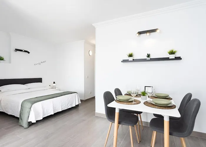 Eden Edelweiss Green Park Retreat With Ac Apartment
